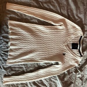 V-neck sweater. us polo assn.